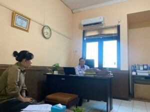 Sinergi Akademis dan Birokrasi: Kabid Koperasi & UKM Terima Kunjungan Wawancara Mahasiswa Pascasarjana Universitas Gajayana Malang